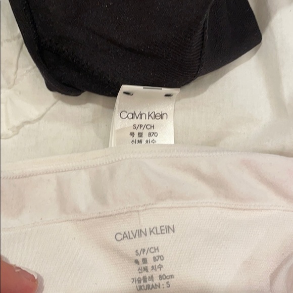 Bras - Picture 2 of 2